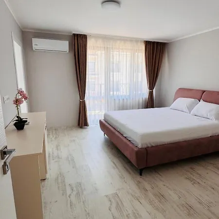 Apartment в комплекс Voyage ап21 *